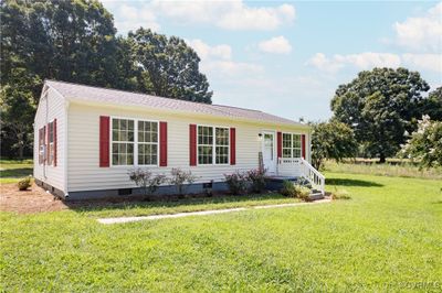 5072 Old Richmond Road, House other with 3 bedrooms, 1 bathrooms and null parking in Blackstone VA | Image 3