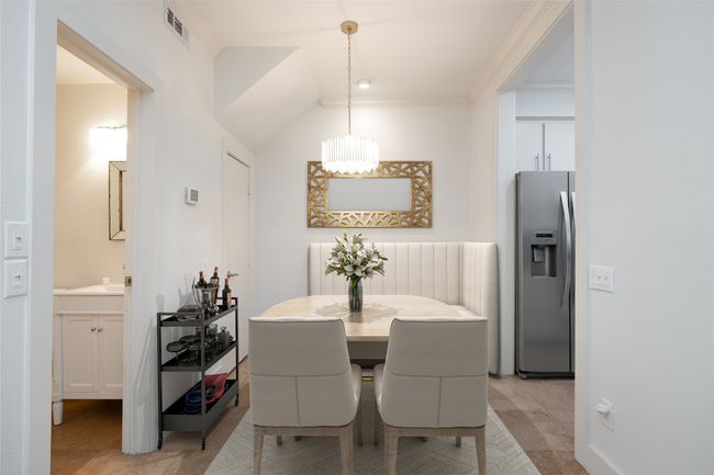 APT-111 - 4242 Travis St, Townhouse with 2 bedrooms, 3 bathrooms and null parking in Dallas TX | Image 7