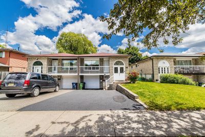 114 Sexton Cres, Home with 3 bedrooms, 2 bathrooms and 6 parking in North York ON | Image 1