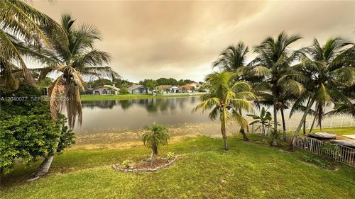 17471 Sw 12th St, Pembroke Pines, FL, 33029-4804 | Card Image