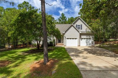 10 Grayson Place, House other with 3 bedrooms, 2 bathrooms and null parking in Sanford NC | Image 2