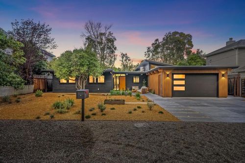 748 Kendall Avenue, Palo Alto, CA, 94306 | Card Image