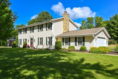 21330 Cambridge Circle Lower, Brookfield, WI, 53045-3205 | Card Image