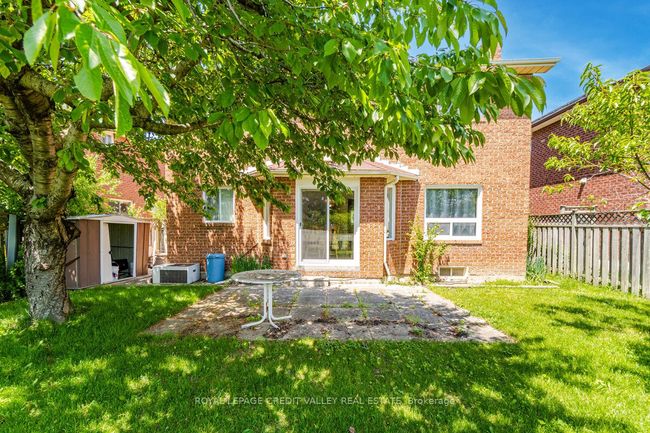10 Polygon Crt, House other with 4 bedrooms, 3 bathrooms and 4 parking in Brampton ON | Image 37