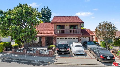 627 Mount St, Diamond Bar, CA, 91765-1939 | Card Image