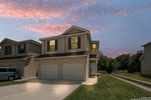 10619 Mathom Lndg, Universal City, TX, 78148-4665 | Card Image