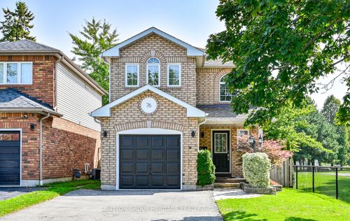 76 Regency Cres, Whitby, ON, L1N7V2 | Card Image