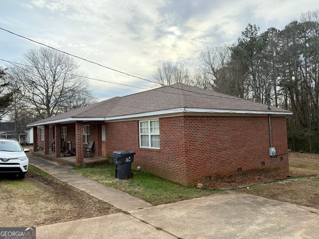 241 E Ash St, House other with 4 bedrooms, 4 bathrooms and null parking in Social Circle GA | Image 4