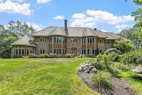 16 Solomon Pierce Rd, Lexington, MA, 02420-2532 | Card Image