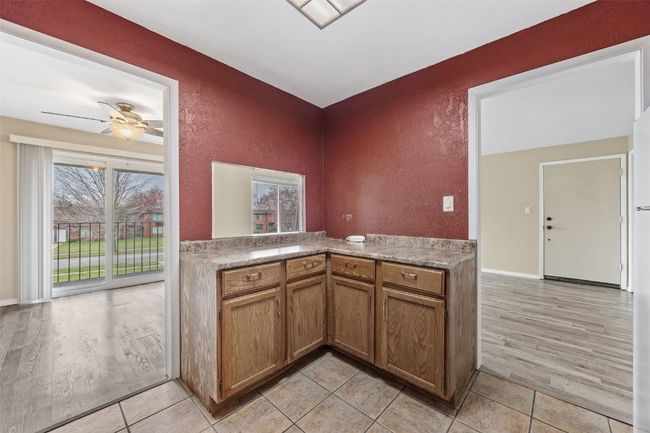 APT-60 - 5712 Golden Ct Ne, Condo with 2 bedrooms, 2 bathrooms and null parking in Cedar Rapids IA | Image 7