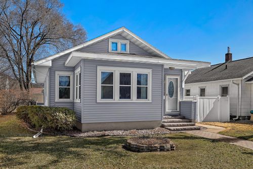 325 23rd St S, La Crosse, WI, 54601-5125 | Card Image