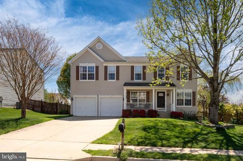 4 Granite Ct, FREDERICKSBURG, VA, 22406-7477 | Card Image