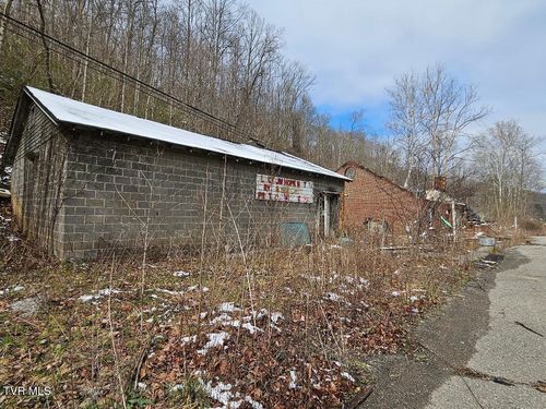 10007 Orby Cantrell Highway, Pound, VA, 24279 | Card Image