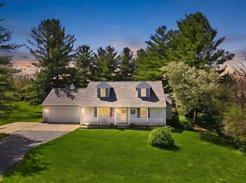 405 Mississippi Drive, Dixon, IL, 61021 | Card Image