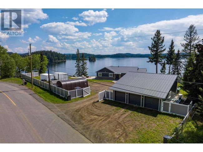 8046 Bridge Lake Rd N, House other with 3 bedrooms, 3 bathrooms and null parking in Lone Butte BC | Image 16