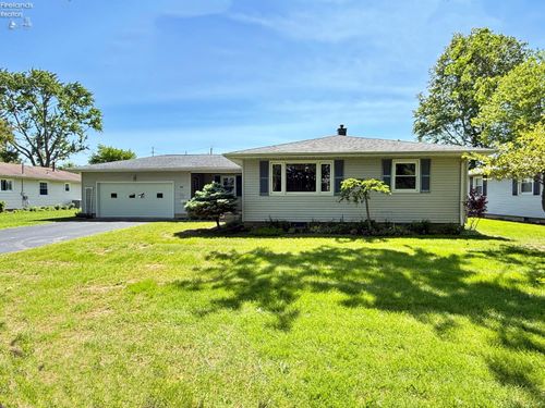 194 Hillcrest Dr, Tiffin, OH, 44883-2659 | Card Image