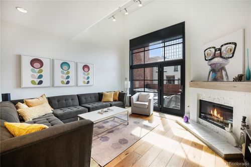 26-1512 Larimer St, Denver, CO, 80202-1610 | Card Image