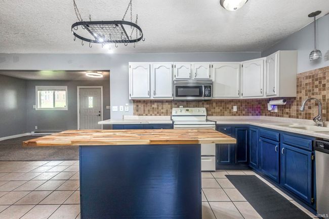885 590, House other with 2 bedrooms, 1 bathrooms and null parking in Wolcottville IN | Image 9