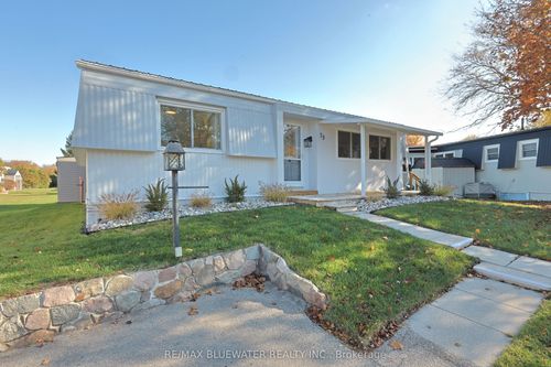 79 Pebble Beach Pky, Grand Bend, ON, N0M1T0 | Card Image