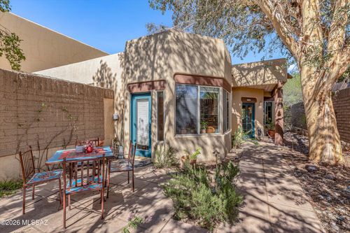 2940 N Santa Rosa Place, Tucson, AZ, 85712 | Card Image