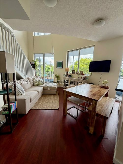 320-3339 Virginia St, Miami, FL, 33133-6035 | Card Image
