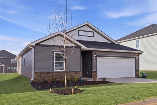 612 Hollybank St, Fountain Inn, SC, 29644-9304 | Card Image