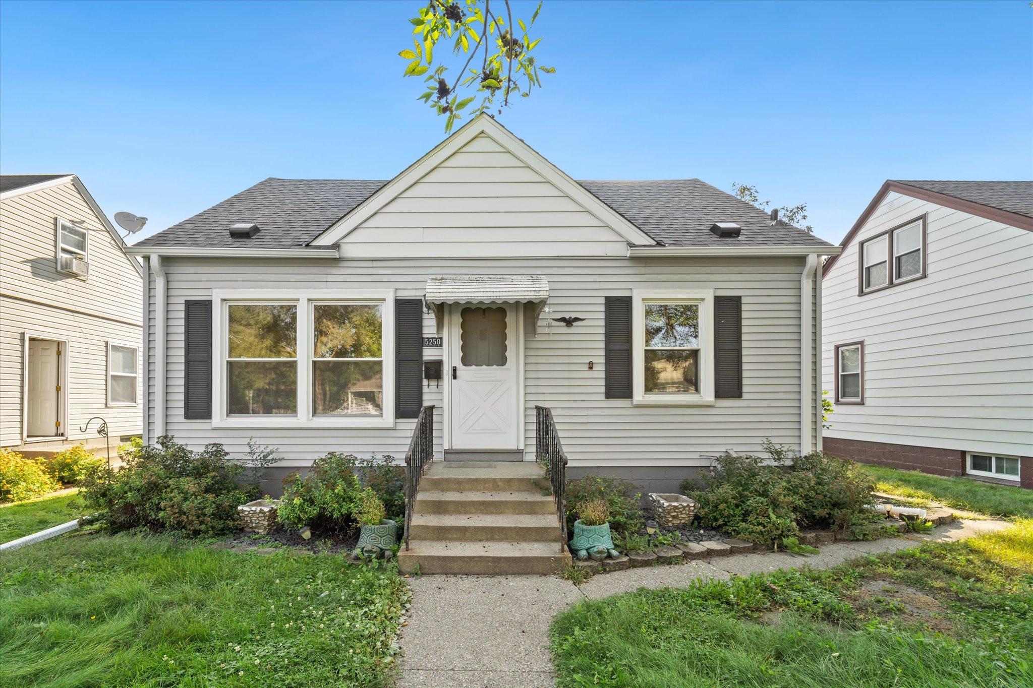 Knox Ave, Minneapolis, MN 55430