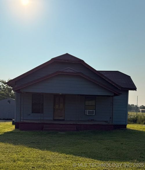 239 Skyline Dr, Pawhuska, OK, 74056-9746 | Card Image