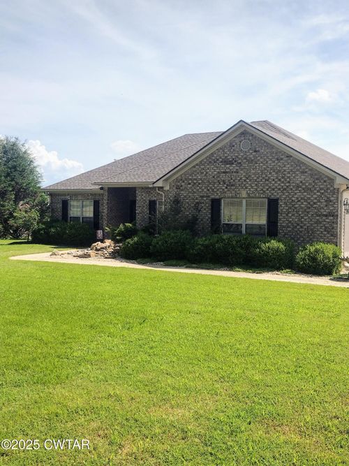 1250 Bonicord Rd, Dyersburg, TN, 38024-8932 | Card Image