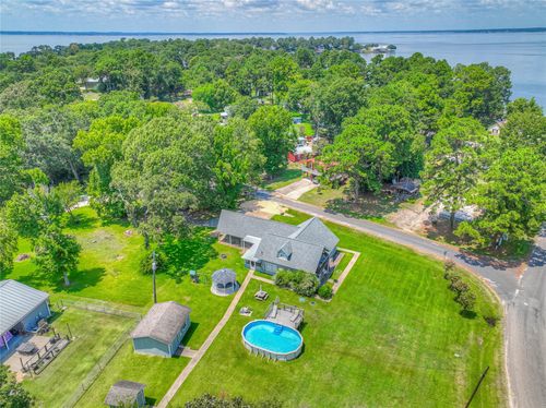 111 Sequoia Dr, Livingston, TX, 77351-6320 | Card Image