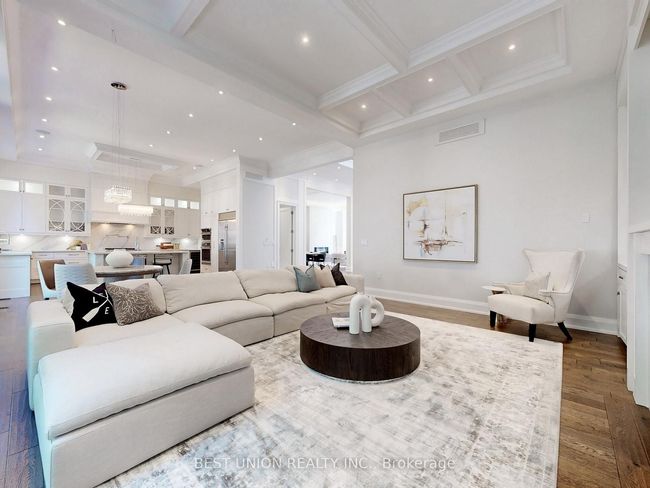 43 Dromore Cres, House other with 7 bedrooms, 6 bathrooms and 2 parking in North York ON | Image 11