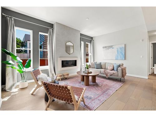211-410 Acoma St, Denver, CO, 80204-5121 | Card Image