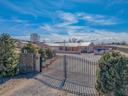 2 Mesilla Verde, Espanola, NM, 87532-8230 | Card Image