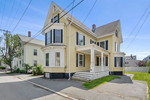 8 Briggs St, Salem, MA, 01970-4008 | Card Image