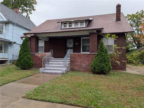 12335 Forest Grove Ave, Cleveland, OH, 44108-3940 | Card Image