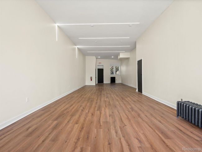 23525 Woodward Ave, Home with 0 bedrooms, 4 bathrooms and 5 parking in Ferndale MI | Image 33