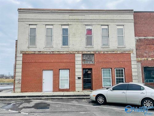 113 N Main St, Boaz, AL, 35957-1608 | Card Image
