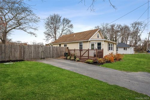 155 Patchogue Ave, Mastic, NY, 11950-3612 | Card Image
