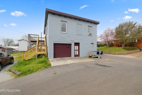 725 Church St, Loudon, TN, 37774-1135 | Card Image