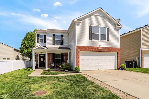 1304 Ellington Dr, Shelbyville, IN, 46176-8458 | Card Image