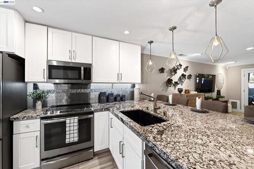 4125 Amberwood Cir, Pleasanton, CA, 94588-4876 | Card Image