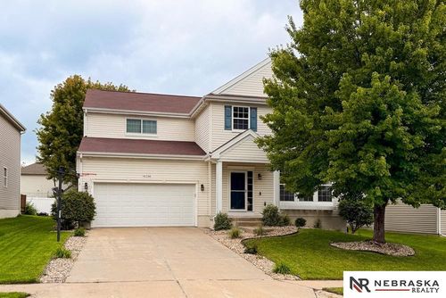 16326 Patrick Ave, Omaha, NE, 68116-2515 | Card Image