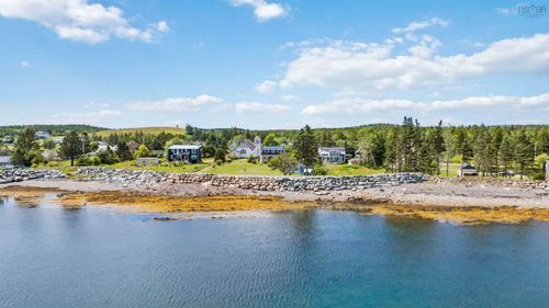 4027 331 Highway, Dublin Shore, NS, B0R1C0 | Card Image