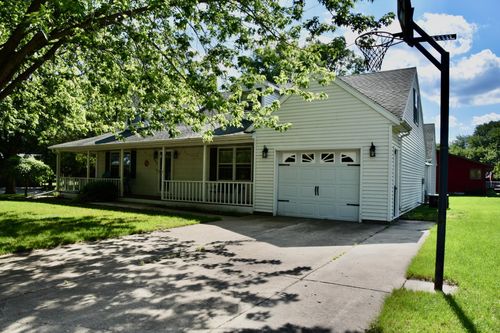 403 Walnut Dr, Sibley, IA, 51249-1119 | Card Image