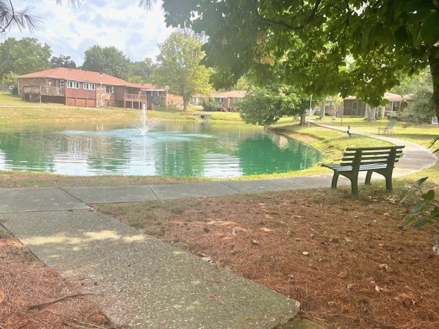 Deer Lake Dr, Nashville, TN 37221