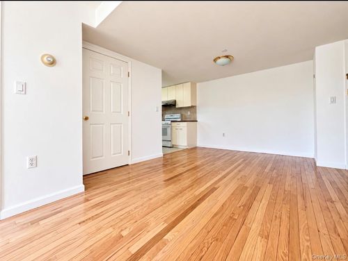 6b-63-47 Booth Street, New York, NY, 11374 | Card Image