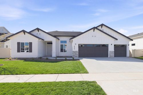 8381 E Cool River Loop, Nampa, ID, 83687-5626 | Card Image