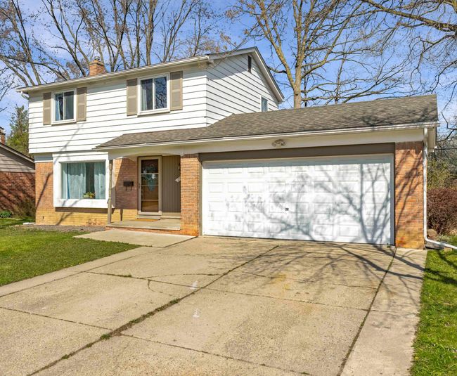 035 - 29772 Brentwood - front | Image 35