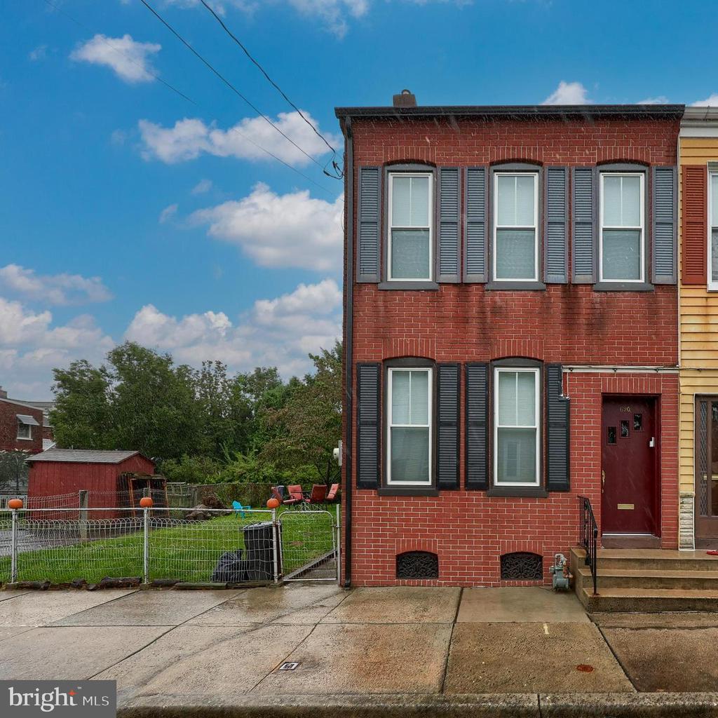 Cherry St, Columbia, PA 17512