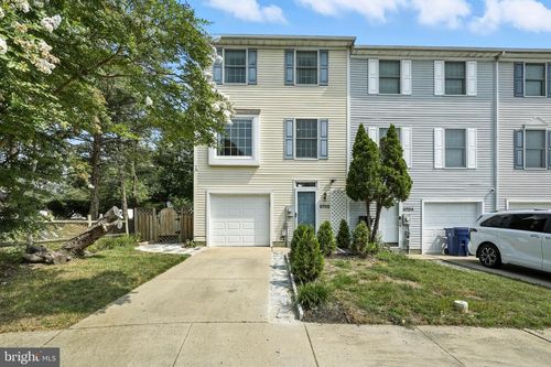 5702 Chase Ct, FREDERICK, MD, 21703-2832 | Card Image
